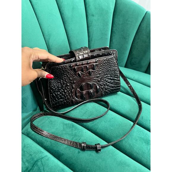 Brown Brahmin Croc Embossed Purse - Picture 8 of 10